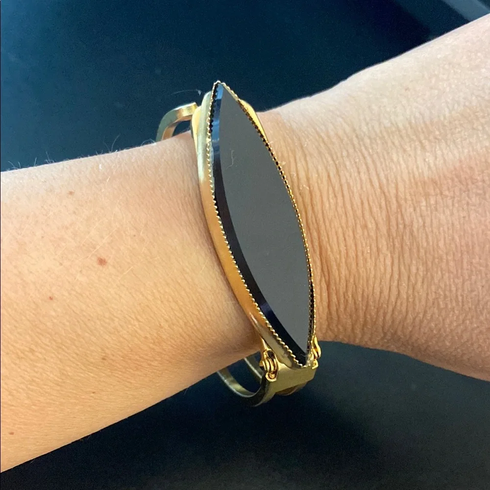 Elegant Gold Tone and Black Bangle Bracelet size 6 3/4